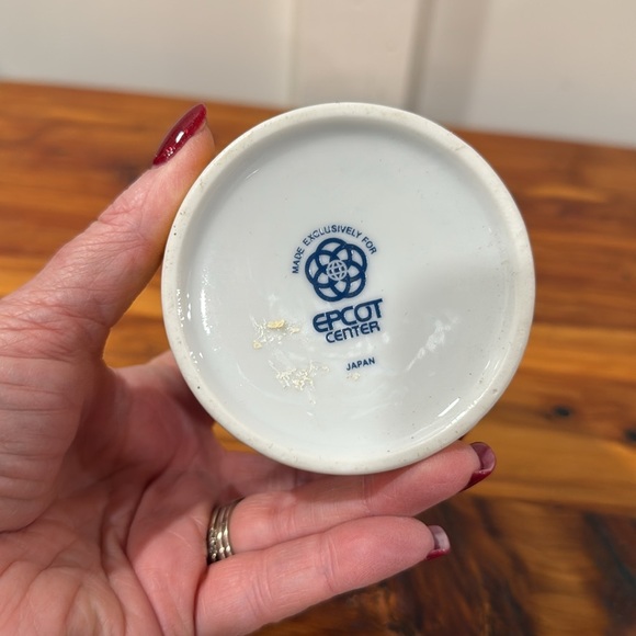 Vtg Walt Disney World Epcot Center Retro Ceramic Striped Trinket Box & Ashtray - Picture 7 of 8